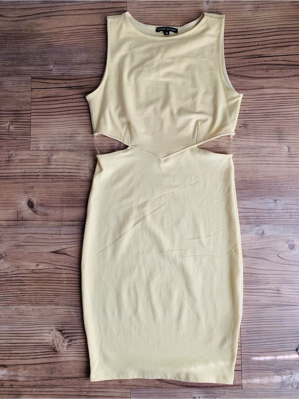 Donna Mizani Rare Sample Cutout Bodycon Dress Sleeveless Yellow Cream Sz S 33"